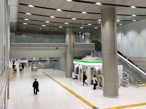 AKIBA.jpg